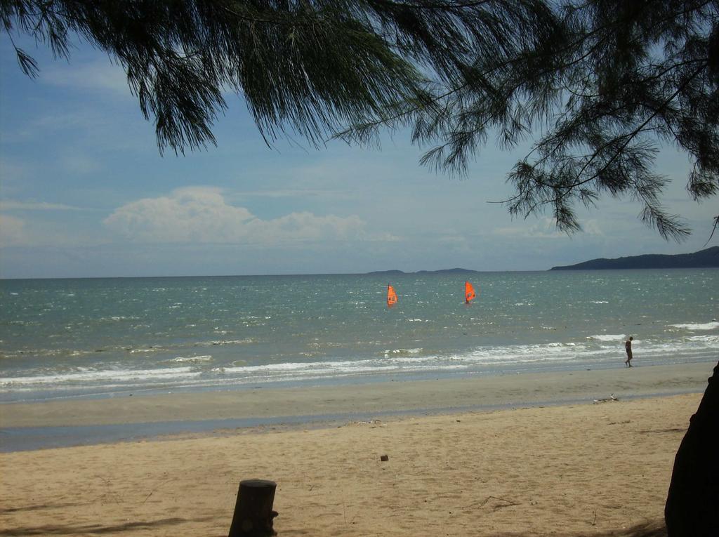 View Talay 5 At Nong Apartment Pattaya Exterior foto